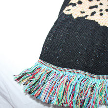 Load image into Gallery viewer, Corleck Head Hanging/Throw